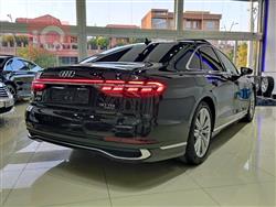 اودي A8